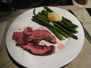 Sous Vide flank steak, steamed asparagus, and one-hour soft-boiled egg.  Pretty tasty. 